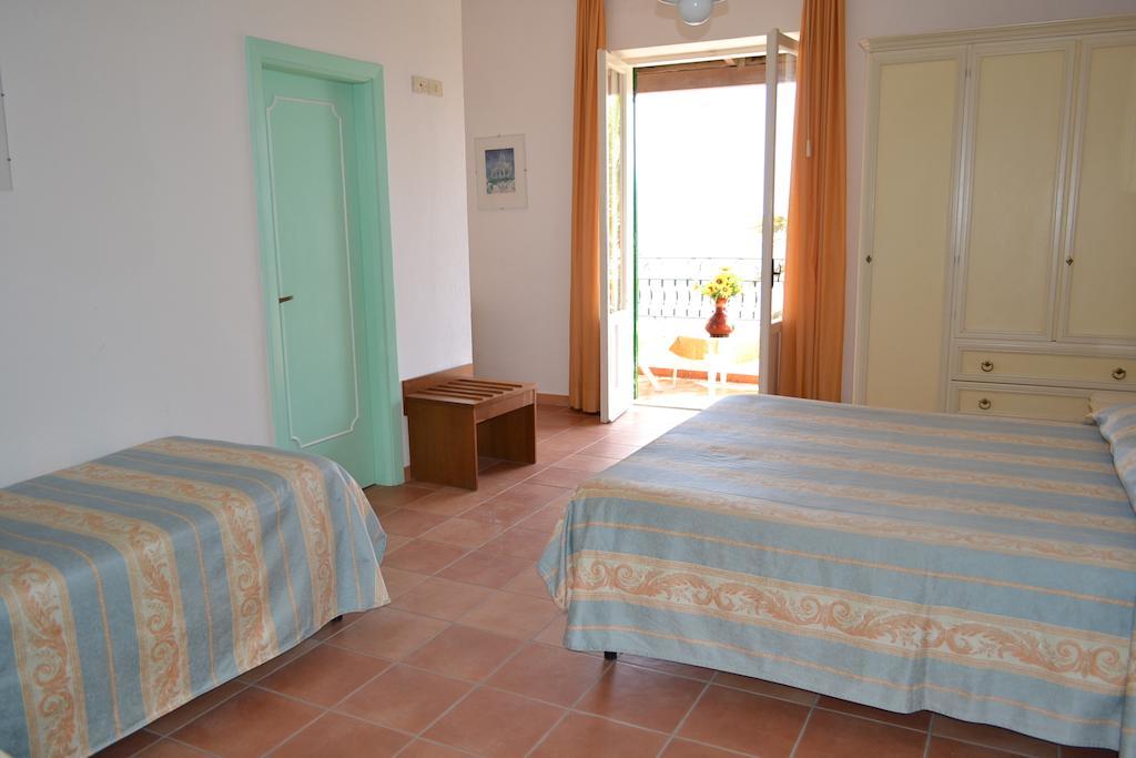 Hotel Villa Bina Sant'Angelo  Δωμάτιο φωτογραφία