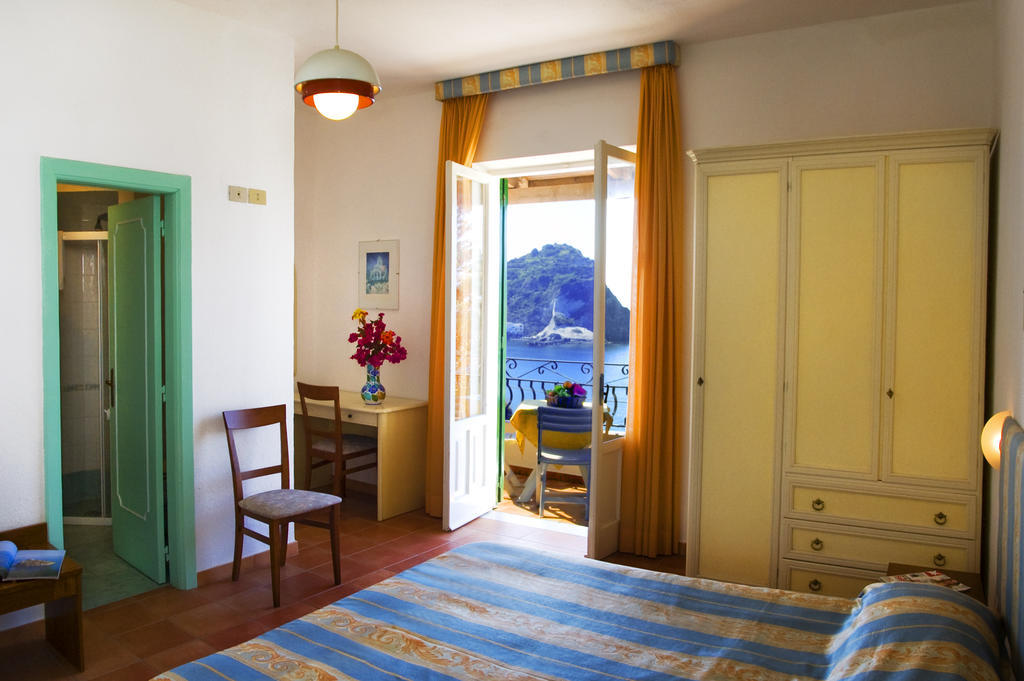 Hotel Villa Bina Sant'Angelo  Δωμάτιο φωτογραφία
